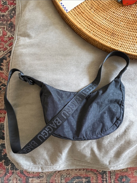 BAGGU Handbags - BAGGU Black Small Crescent Crossbody Bag